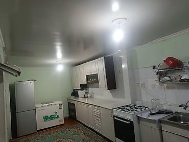 Продажа домов: 4 комнаты, 130 м², 3 соток, Бишкек, Восток-5 мкр Собственник — 7