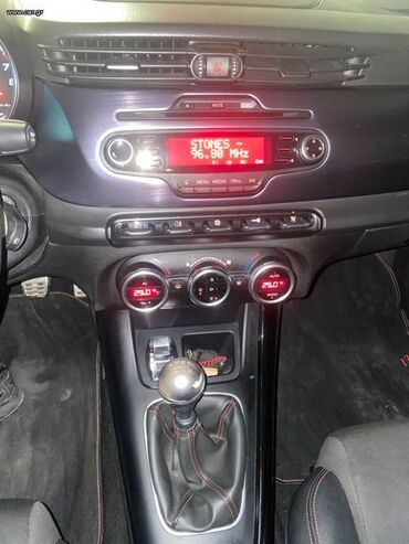 Alfa Romeo: Alfa Romeo Giulietta: 1.4 l. | 2010 έ. 261813 km. Χάτσμπακ — 9