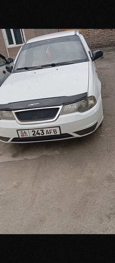Daewoo: Daewoo Nexia: 2012 г., 1.5 л, Механика, Бензин