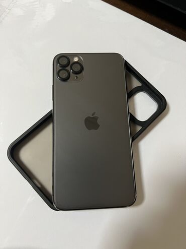 продаю телефон айфон: IPhone 11 Pro, Б/у, 256 ГБ, Matte Space Gray, Чехол, 77 %