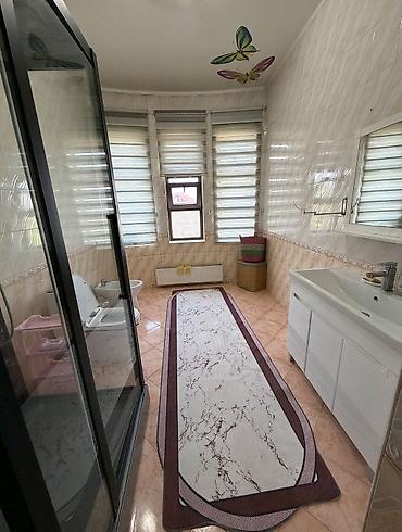 Продажа коттеджей и домов: 🏠 Срочно!!! Продается 3 уровневый дом рядом с центром. 📍 Район — 16