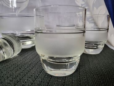 Kuhinjski setovi: Servis nov paracinsko staklo 70te za vino. Servis sve na njemu odsjaj na lalafo.rs — 10 Kuhinjski setovi: Servis nov paracinsko staklo 70te za vino. Servis sve na njemu odsjaj — 10