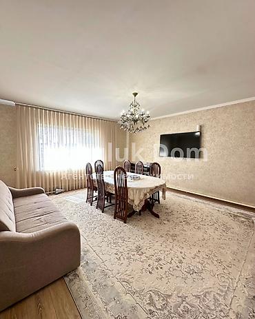 Продажа коттеджей и домов: 🏠Продается дом в с. Сокулук 🟡Комнаты: 6 🟡Участок: 12 соток — 10