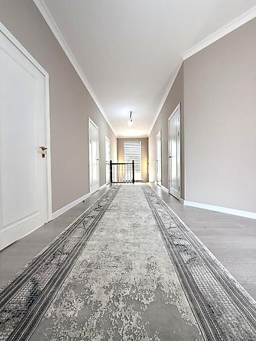 Продажа коттеджей и домов: 4 комнаты, 213 м², 5 соток, Бишкек — 2