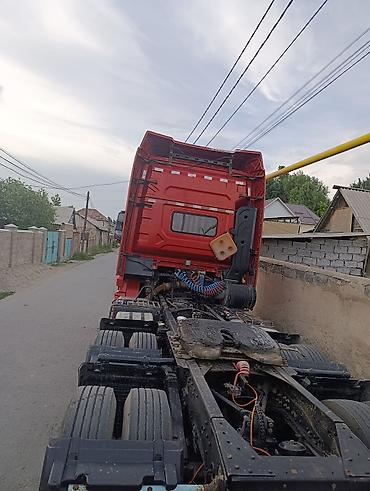 Тягачи: Тягач, Shacman, Бортовой — 11