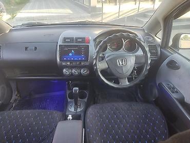 карапка на фит: Honda Fit: 2002 г., 1.5 л, Автомат, Бензин, Хэтчбэк — 7