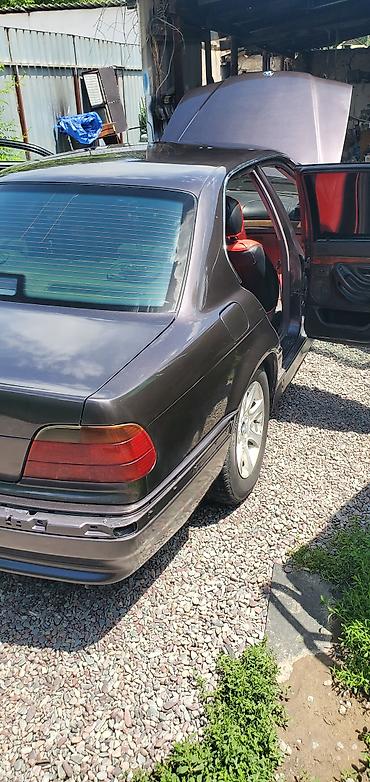 rox 01: BMW 7 series: 1997 г., 2.8 л, Механика, Бензин, Седан — 6