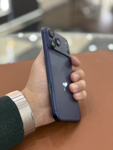 ipod classic цена: IPhone 17 Pro Max, Колдонулган, 256 ГБ, Blue Titanium, Кабель, Куту, 100 %