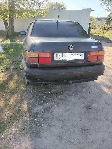Унаа сатуу: Volkswagen Vento: 1992 г., 1.8 л, Кол менен иштөөчү, Бензин, Седан — 2
