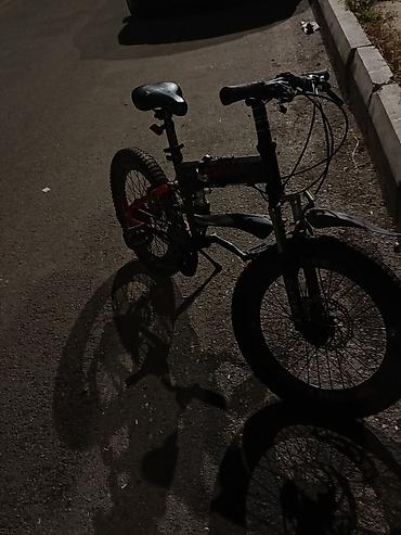 İdman velosipedləri: Satılır- hec bir prablemi yoxdur 22 likdir dag velosibetidir cox az — 4