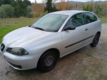 Seat Ibiza: 1.4 l. | 2002 έ. 129000 km. Χάτσμπακ