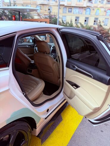 Ford: Tecili satilir Xanim idare edib — 9