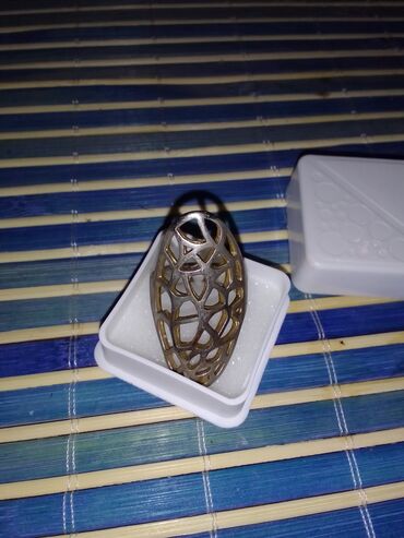 privezak srebro: Prsten srebro vel 19mm,zig 925,kratko nosen