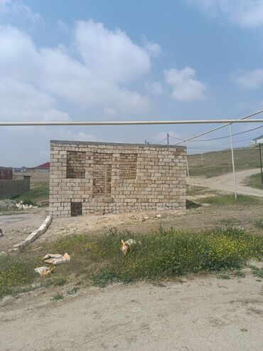 hokmelide ucuz heyet evleri: Hökməli 3 otaqlı, 74 kv. m, Kredit yoxdur, Təmirsiz