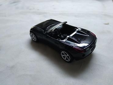 autima: New Ray Pontiac Solstice 2006., oko 1:43(9 cm.),ocuvan,China — 3