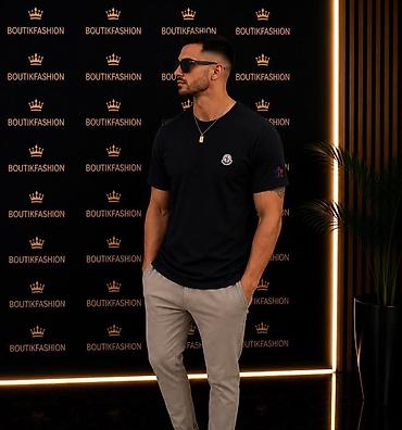 Majice: 👕 MUŠKE MAJICE 👕 🔥 Cena: 3000DIN 📏 Dostupne veličine: S, M, L, XL i — 12