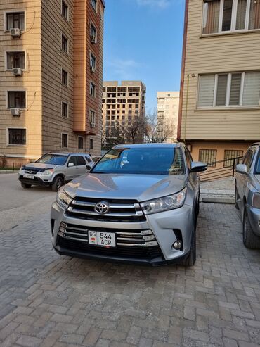 Toyota Highlander: 2016 г., 3.5 л, Автомат, Бензин, Внедорожник