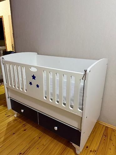 Uşaq yatağı . Satılır 100 azn. Matras verilir. Ünvan Neftçilər(SemaG) lalafo.az -da Uşaq yatağı . Satılır 100 azn. Matras verilir. Ünvan Neftçilər(SemaG)