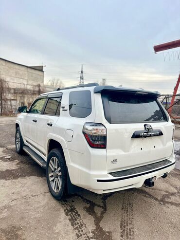 Toyota: Toyota 4Runner: 2022 г., 4 л, Типтроник, Бензин, Внедорожник — 4
