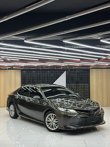 lexus lx 570 2018: Toyota Camry: 2018 г., 2.5 л, Автомат, Гибрид, Седан — 1