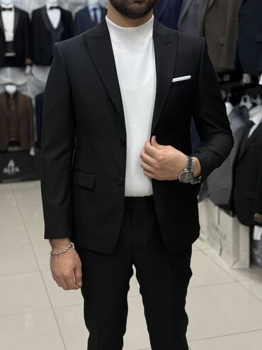 Kostyumlar: Kişi dəst kostyum Şık və modern seçimlər 😎 Mağaza var. Nağd və — 1