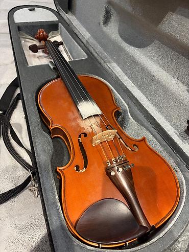 Skripkalar: Yamaha V-5 4/4 Klassik Skripka - Mostik, simçok, kanifol üzerinde — 6