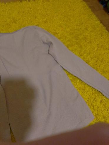 oversize dzemperi: Džemper i bluza po ceni jedne,noseno ali bez ostecenja,od rastegljivog — 2