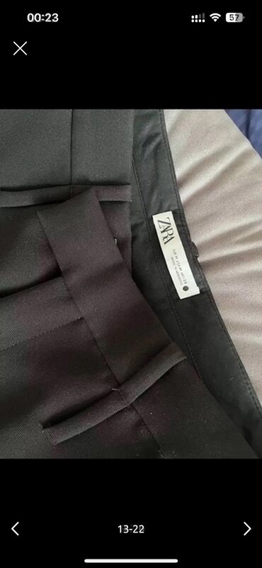 Otaq bitkiləri: Zara qara şalvar. bir neçe defe geyilib teze kimidir. m razmer — 12