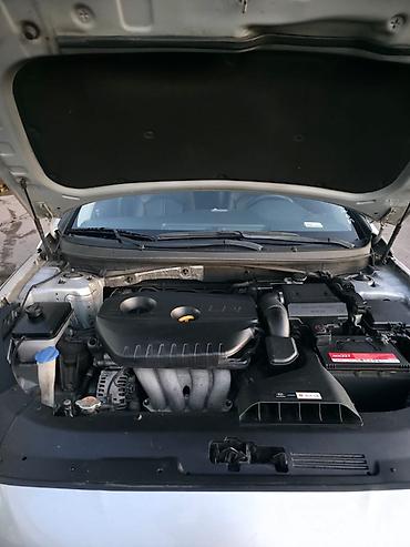 Hyundai: Hyundai Sonata: 2019 г., 2 л, Автомат, Газ, Седан — 24