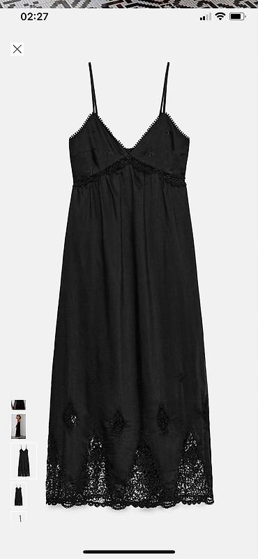 karol basic: Crna midi haljina na tanke bretele - Model: slip/midi kroj sa V — 1