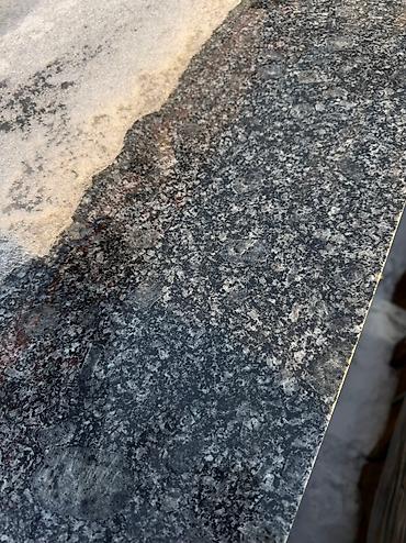 Фасадные гранитные плитки: Гранит, Сары Таш, подоконник, соколь, столешница Гарантия качество — 5