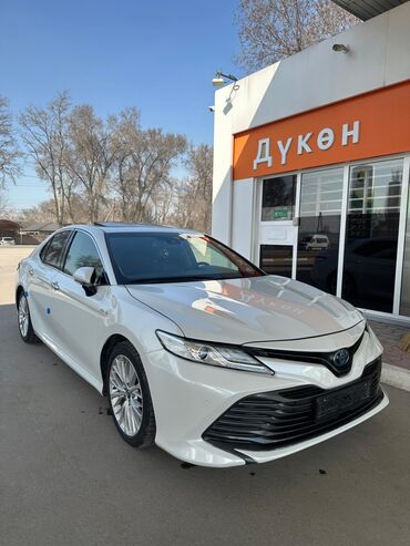 tayota: Toyota Camry: 2018 г., 2.5 л, Автомат, Гибрид, Седан