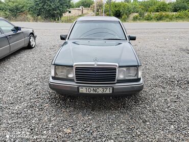 yangin sonduren masin sekilleri: Mercedes-Benz 220: 2.2 l | 1993 il Sedan