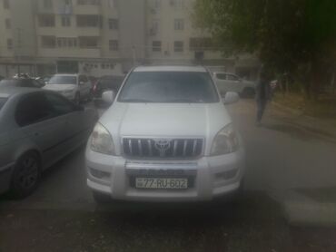 Toyota: Prado 2008,4 mator,gediwi170,000