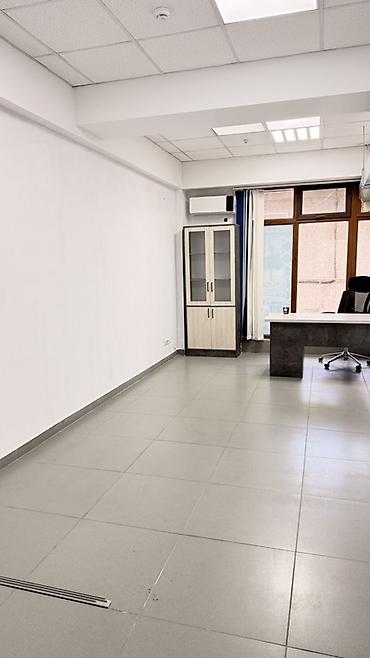 аренда офисов: Сдаю Офисный кабинет: 30 м², В бизнес центре, С ремонтом, Первая линия — 4