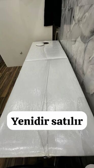 alan tarama: Kosmetoloji kuşetka, rəng - Ağ