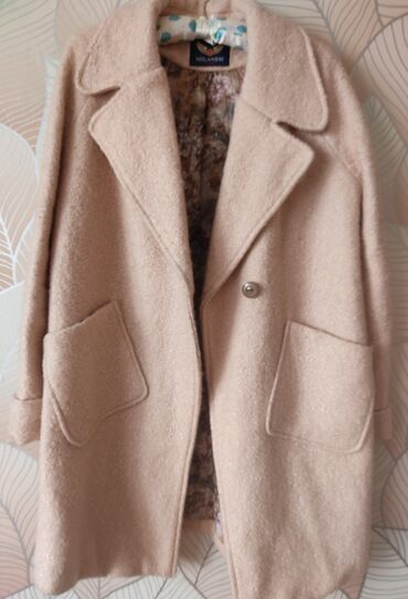 женское пальто размер м: Пальто, Осень-весна