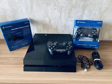 ps4 pro 250€: Sony PlayStation 4 1TB GoldHen Jailbreak Konsol tam işlək və sağlam