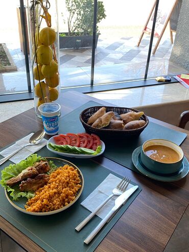 Sifarişlə hazır yeməklər: Ev yeməkləri menyusu – restoran/kafe xidməti Tərkib və təqdimat: - — 6