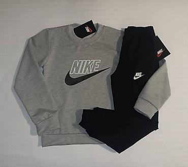 luj viton haljine: Dečiji kompleti dostupni 10 14 16. Cena 2500 dinara — 4