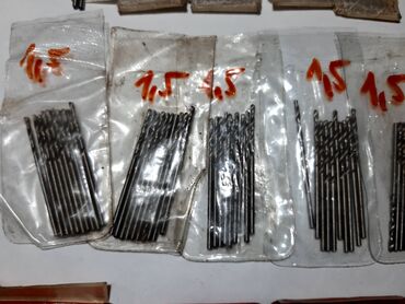 Ostali uređaji: Tanke burgije, 0,21mm, 0,36mm, 0,7mm, 0,9mm, 1,3mm, 1,5mm, 1,6mm — 20