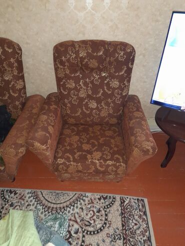 Kreslolar: Kreslo, Parça — 7