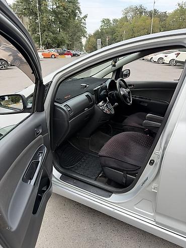 б3 уневерсал: Toyota WISH: 2003 г., 1.8 л, Бензин, Универсал — 6