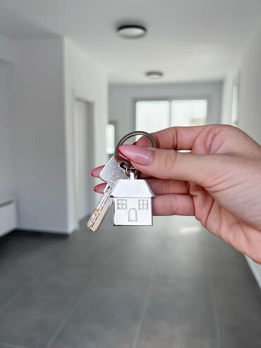 Долгосрочная аренда квартир: 3 комнаты, Собственник, С подселением, С мебелью частично