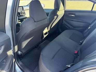 Toyota: Toyota Corolla: 1.8 l | 2023 il Sedan — 12