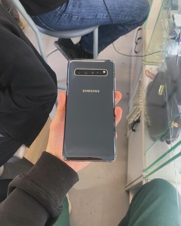 samsung s10 цена в бишкеке: Samsung Galaxy S10 5G, Б/у, 256 ГБ, цвет - Черный, 2 SIM