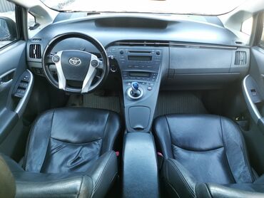 taiota prius: Toyota Prius: 2010 г., 1.8 л, Вариатор, Гибрид, Хэтчбэк