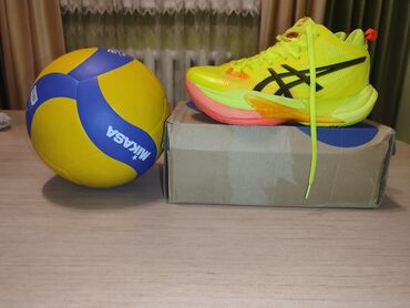 кросс спорт: ASICS Metarise 2 + мяч Mikasa V200W | Отличное предложение! Кроссовки