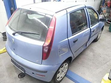 Transport: Fiat Punto 3 stop svetla 5v. Fiat Punto 3 stop svetla 5vOriginalni — 3