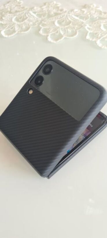 dzemper beneton m: Samsung Galaxy Z Flip 3, 128 GB, color - Black, Dual SIM cards, Foldable